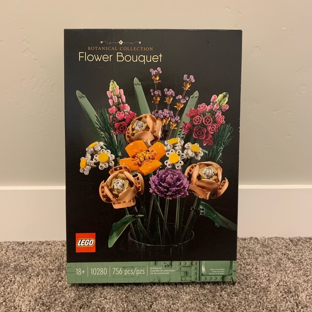 [SOLD] LEGO Botanicals Flower Bouquet Set